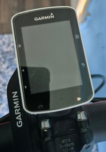 1000048091