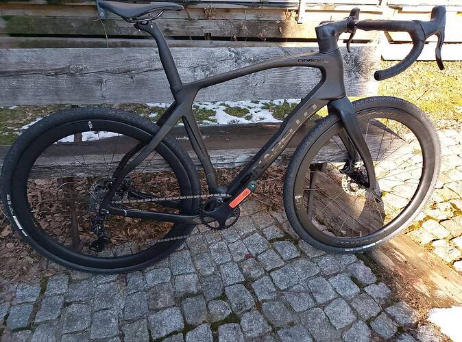 photo_2025-05-01_04-37-57